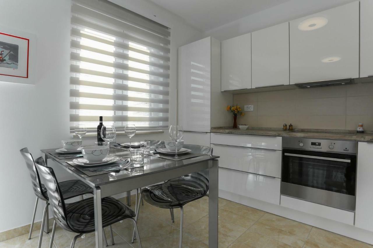 Amazing Luxury 4Star Apartment Laura Supetar Luaran gambar